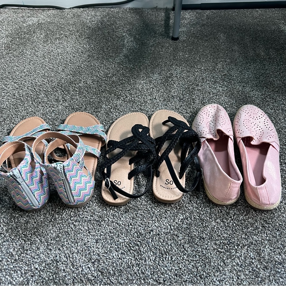 SO Girls Shoe Lot